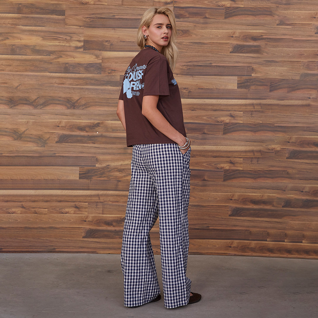 PLAYERA OVERSIZE CON PRINT CAFÉ 54653