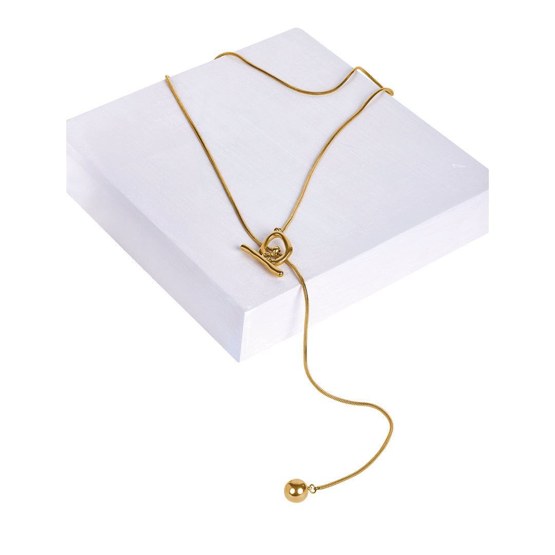 COLLAR DIJE GEOMÉTRICO DORADO 93895